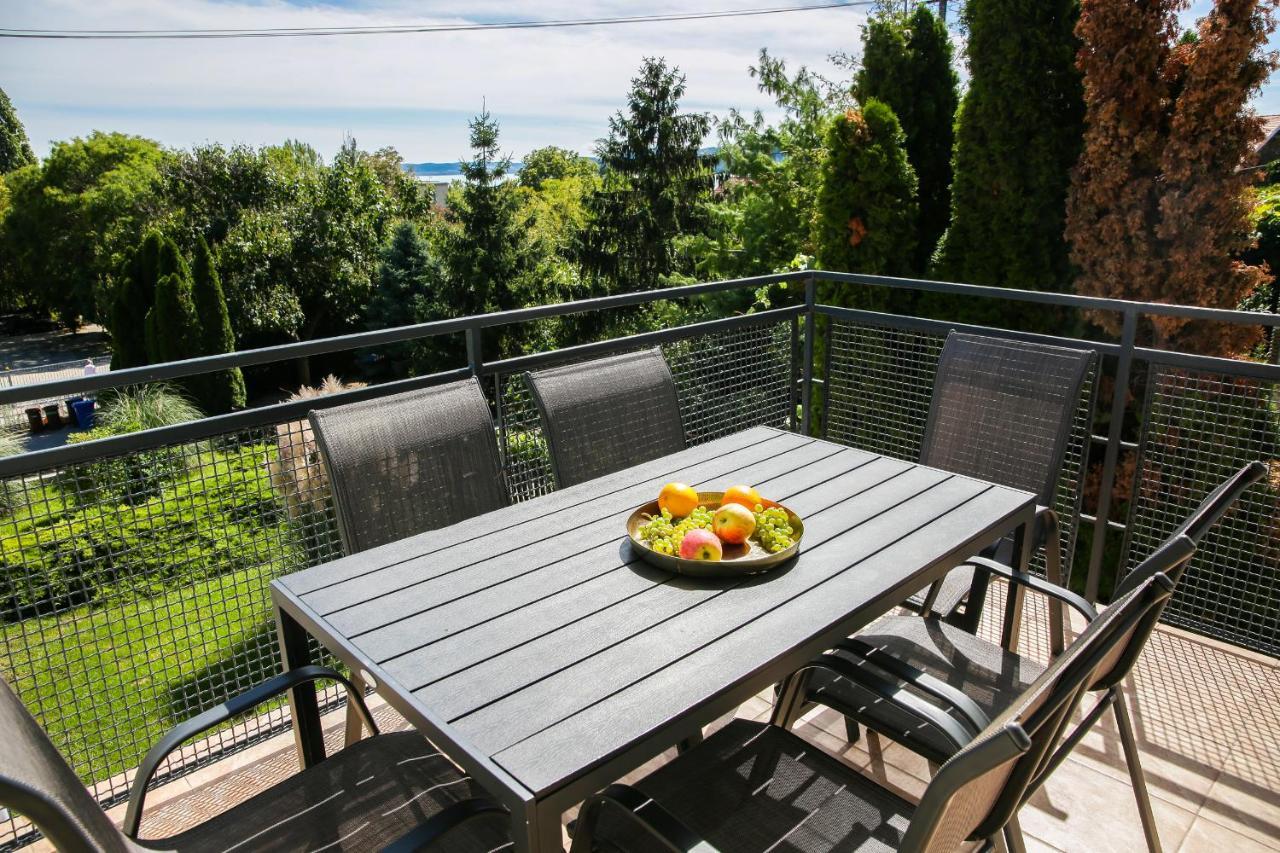 Balkon Apartmanház Panzió Balatonfüred Exterior foto