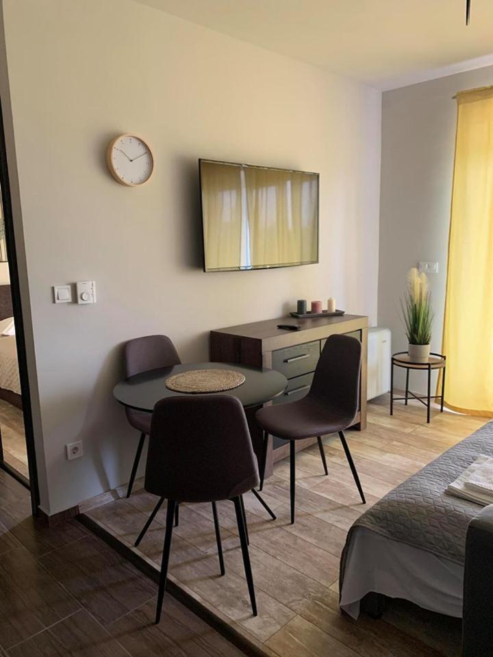 Balkon Apartmanház Panzió Balatonfüred Exterior foto