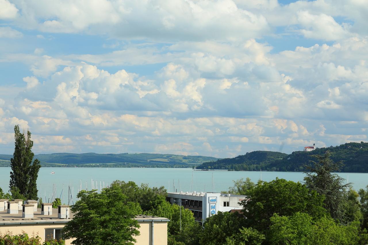 Balkon Apartmanház Panzió Balatonfüred Exterior foto